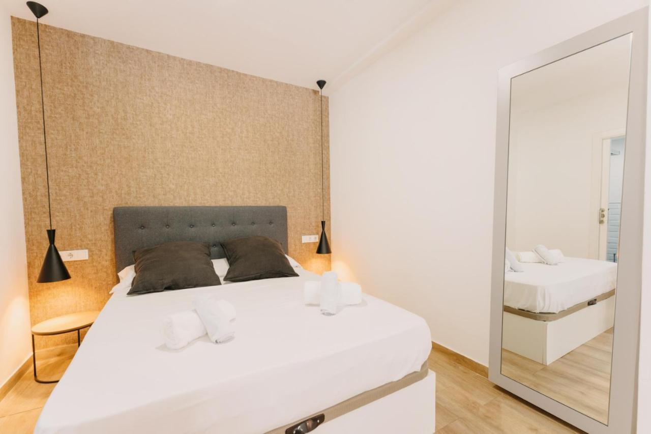 Coverlin Apartamentos San Francisco Malaga Pokój zdjęcie